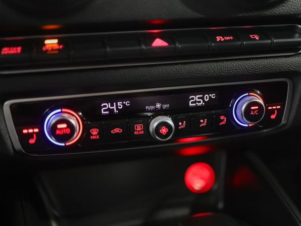 Audi A3 III (8V) с пробегом 2015 года, цена 1 590 000 рублей, 197510 км, седан, Автокод Объявления