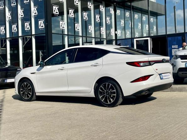 JAC J7 I с пробегом 2023 года, цена 1 227 000 рублей, 64780 км, лифтбек, Автокод Объявления