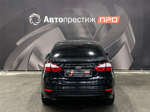 Ford Fiesta Mk6 Рестайлинг с пробегом 2015 года, цена 625 000 рублей, 120072 км, седан, Автокод Объявления