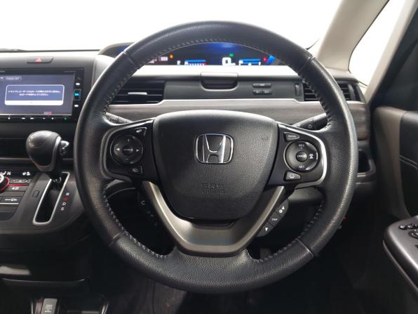 Honda Freed II с пробегом 2019 года, цена 1 599 000 рублей, 80000 км, компактвэн, Автокод Объявления