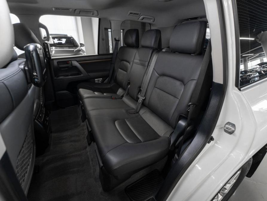 Toyota Land Cruiser 200 Series Рестайлинг 2 Москва  - изображение 13