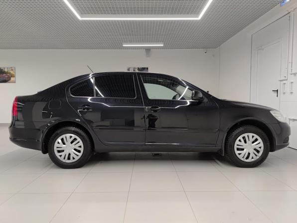 Skoda Octavia II (A5) Рестайлинг с пробегом 2011 года, цена 435 000 рублей, 423280 км, лифтбек, Автокод Объявления