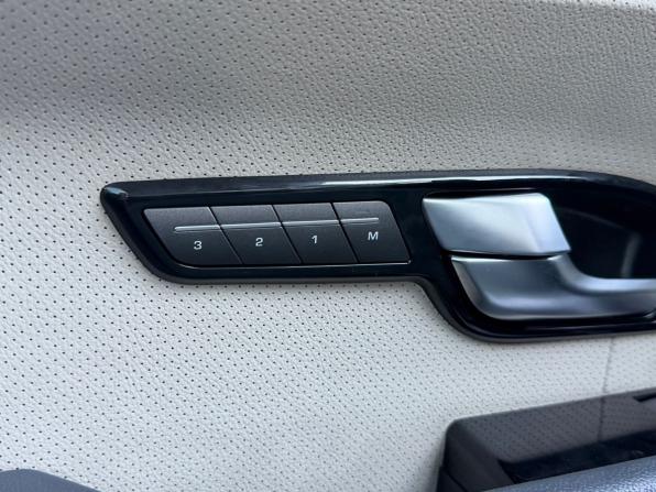 Land Rover Range Rover Evoque I с пробегом 2014 года, цена 2 159 000 рублей, 176961 км, внедорожник, Автокод Объявления