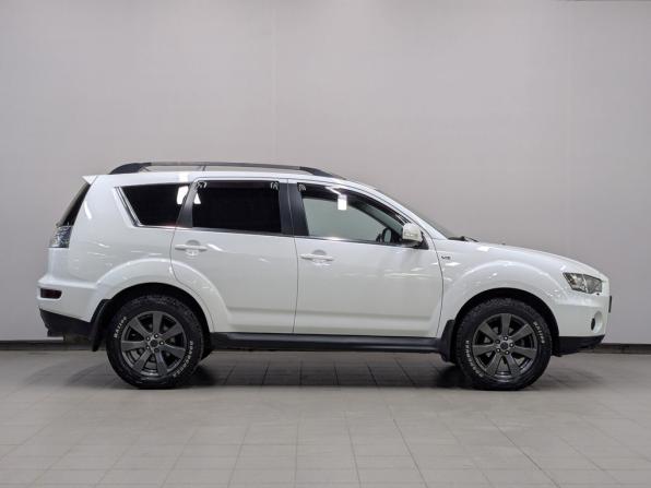 Mitsubishi Outlander II Рестайлинг с пробегом 2011 года, цена 1 500 000 рублей, 202648 км, внедорожник, Автокод Объявления