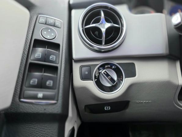 Mercedes-Benz GLK-Класс I (X204) Рестайлинг с пробегом 2012 года, цена 1 399 000 рублей, 215468 км, внедорожник, Автокод Объявления