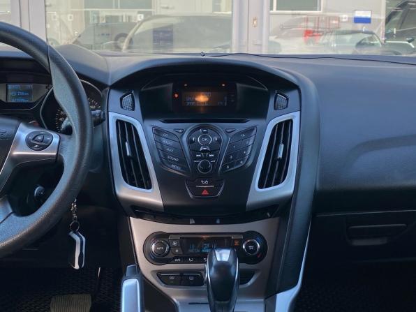 Ford Focus III с пробегом 2013 года, цена 950 000 рублей, 77598 км, хэтчбек, Автокод Объявления