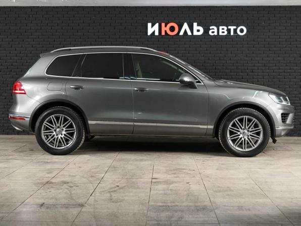 Volkswagen Touareg II Рестайлинг с пробегом 2015 года, цена 3 140 000 рублей, 83799 км, внедорожник, Автокод Объявления