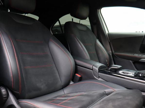Mercedes-Benz A-Класс IV (W177) с пробегом 2019 года, цена 2 465 000 рублей, 103248 км, седан, Автокод Объявления