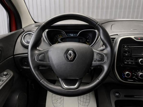 Renault Kaptur I с пробегом 2016 года, цена 1 267 000 рублей, 147112 км, внедорожник, Автокод Объявления