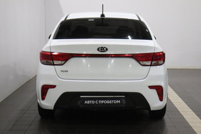 Kia Rio IV с пробегом 2018 года, цена 1 034 000 рублей, 109068 км, седан, Автокод Объявления