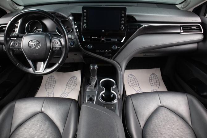 Toyota Camry VIII (XV70) Рестайлинг с пробегом 2021 года, цена 3 149 000 рублей, 44549 км, седан, Автокод Объявления