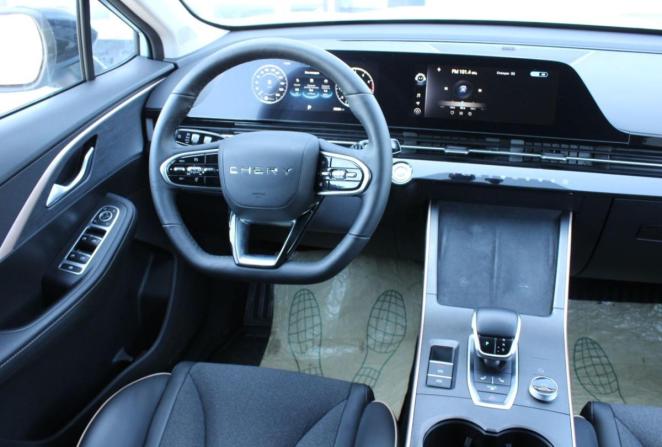 Omoda C5 I с пробегом 2023 года, цена 1 870 000 рублей, 25821 км, внедорожник, Автокод Объявления