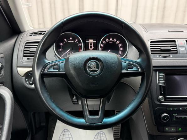 Skoda Yeti I Рестайлинг с пробегом 2014 года, цена 1 349 000 рублей, 238432 км, внедорожник, Автокод Объявления