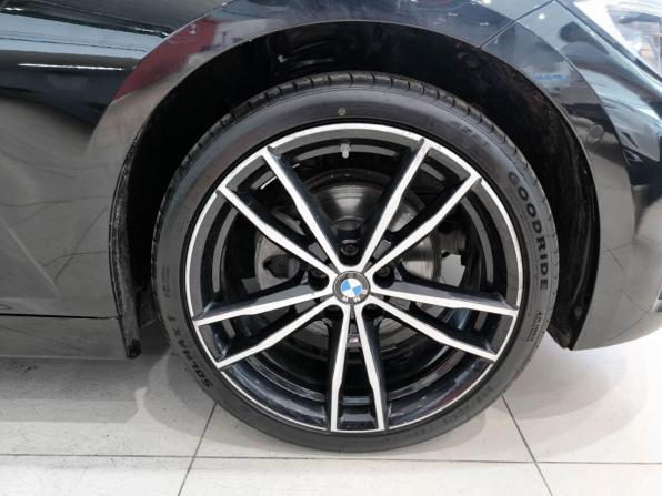 BMW 3 серии VII (G2x) с пробегом 2019 года, цена 3 050 000 рублей, 174000 км, седан, Автокод Объявления