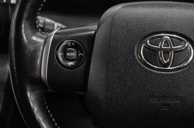 Toyota Sienta II Рестайлинг с пробегом 2020 года, цена 1 799 000 рублей, 60000 км, компактвэн, Автокод Объявления