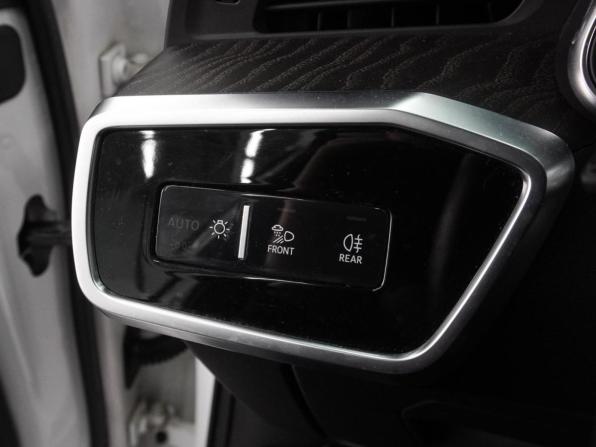 Audi A6 V (C8) с пробегом 2019 года, цена 4 293 000 рублей, 118656 км, седан, Автокод Объявления