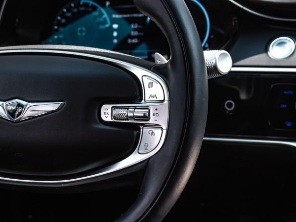 Genesis GV70 I с пробегом 2022 года, цена 5 400 000 рублей, 40712 км, внедорожник, Автокод Объявления