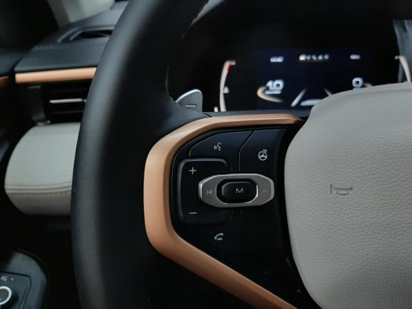 Haval Jolion I Рестайлинг с пробегом 2024 года, цена 2 350 000 рублей, 12152 км, внедорожник, Автокод Объявления