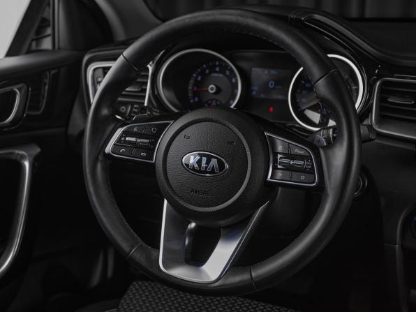 Новый Kia Ceed III 2019 года, цена 1 695 000 рублей, универсал, Автокод Объявления