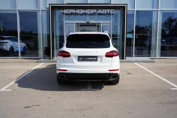 Porsche Cayenne II Рестайлинг (958) с пробегом 2016 года, цена 4 295 000 рублей, 111000 км, внедорожник, Автокод Объявления