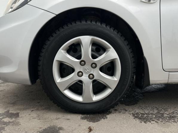 Hyundai Solaris I с пробегом 2013 года, цена 871 000 рублей, 174500 км, седан, Автокод Объявления