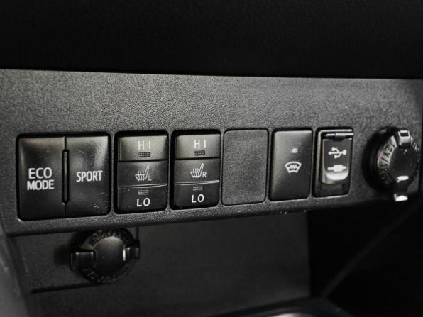 Toyota RAV4 IV (XA40) Рестайлинг с пробегом 2016 года, цена 2 600 000 рублей, 90390 км, внедорожник, Автокод Объявления