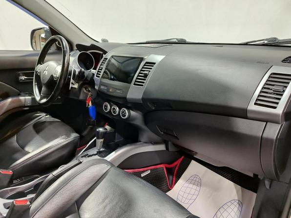 Mitsubishi Outlander II с пробегом 2008 года, цена 1 100 000 рублей, 288450 км, внедорожник, Автокод Объявления