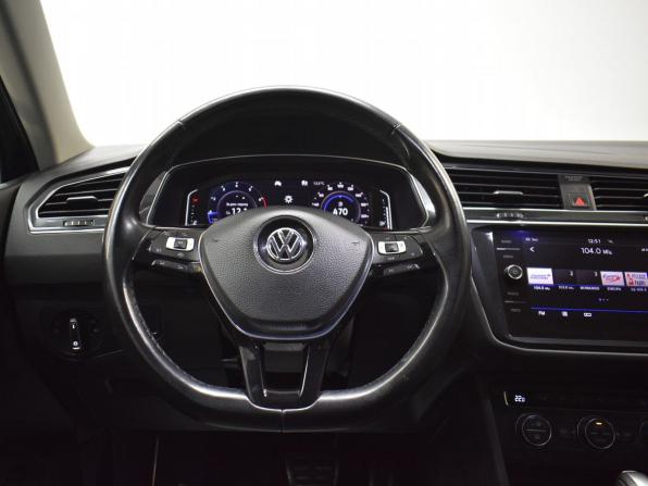 Volkswagen Tiguan II с пробегом 2020 года, цена 3 199 000 рублей, 87688 км, внедорожник, Автокод Объявления