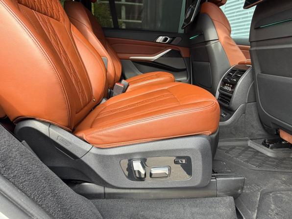BMW X7 I (G07) с пробегом 2022 года, цена 9 900 000 рублей, 72464 км, внедорожник, Автокод Объявления
