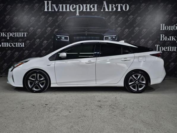 Toyota Prius IV (XW50) с пробегом 2016 года, цена 1 800 000 рублей, 171800 км, лифтбек, Автокод Объявления