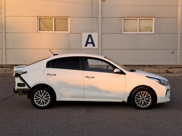 Kia Rio IV с пробегом 2019 года, цена 1 020 000 рублей, 183390 км, седан, Автокод Объявления