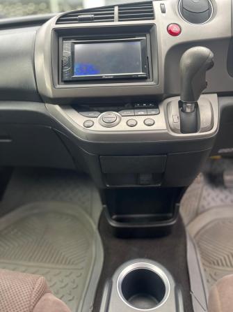 Honda Stream II с пробегом 2007 года, цена 800 000 рублей, 268226 км, минивэн, Автокод Объявления