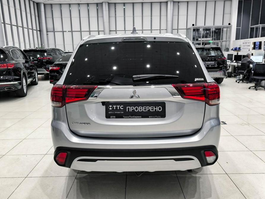 Mitsubishi Outlander III Рестайлинг 3 Казань  - изображение 7