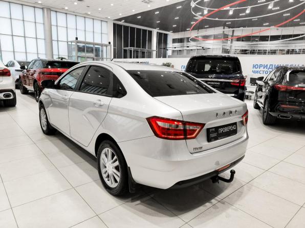 Lada (ВАЗ) Vesta I с пробегом 2017 года, цена 799 000 рублей, 90829 км, седан, Автокод Объявления