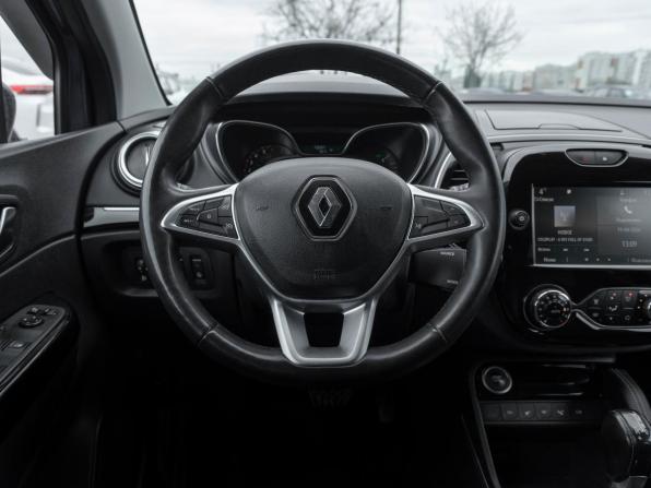 Renault Kaptur I Рестайлинг с пробегом 2022 года, цена 1 915 000 рублей, 73278 км, внедорожник, Автокод Объявления