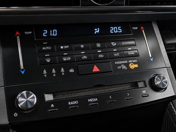 Lexus IS III с пробегом 2013 года, цена 2 099 000 рублей, 248164 км, седан, Автокод Объявления