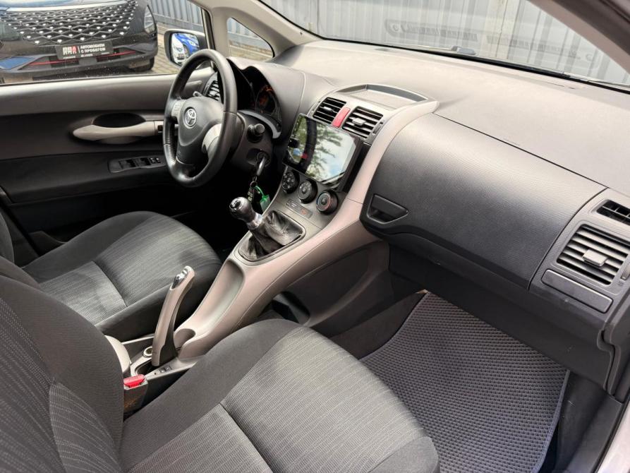 Toyota Auris I Ростов-на-Дону  - изображение 16