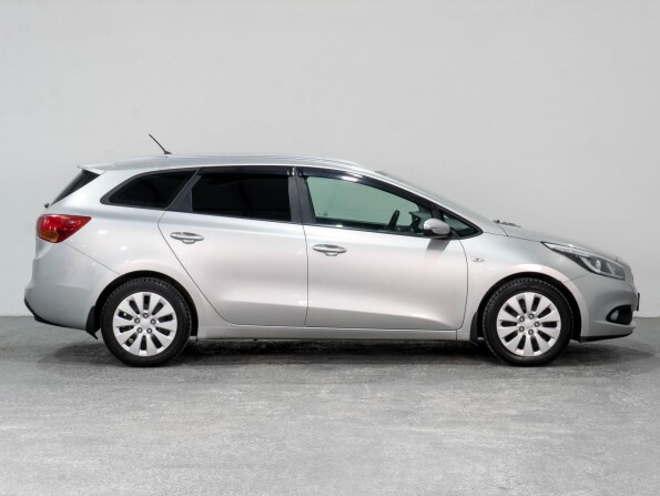Kia Ceed II с пробегом 2014 года, цена 1 319 000 рублей, 107680 км, универсал, Автокод Объявления