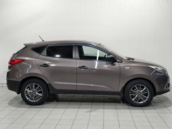 Hyundai ix35 I Рестайлинг с пробегом 2015 года, цена 1 308 000 рублей, 213014 км, внедорожник, Автокод Объявления