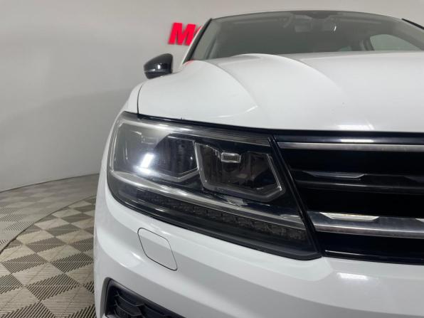 Volkswagen Tiguan II с пробегом 2019 года, цена 2 032 000 рублей, 201288 км, внедорожник, Автокод Объявления