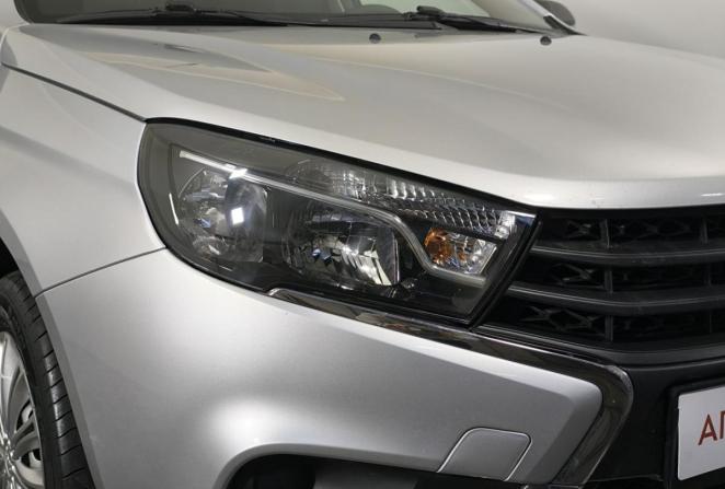 Lada (ВАЗ) Vesta I с пробегом 2021 года, цена 980 000 рублей, 107116 км, седан, Автокод Объявления
