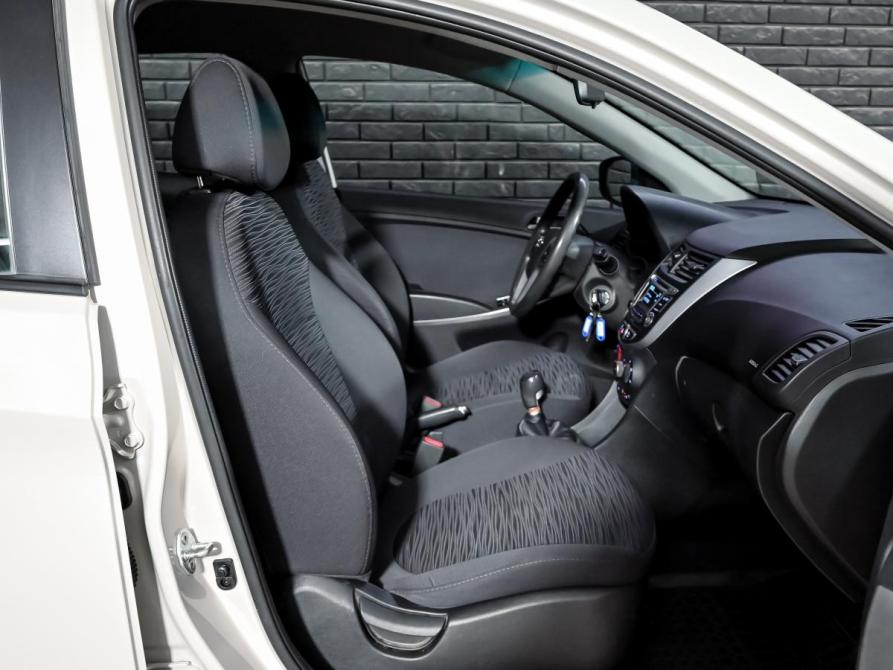 Hyundai Solaris I Рестайлинг Екатеринбург  - изображение 11