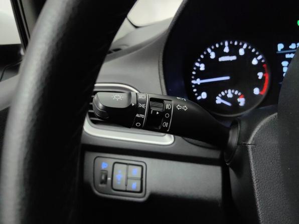 Hyundai Solaris II с пробегом 2017 года, цена 798 000 рублей, 287000 км, седан, Автокод Объявления