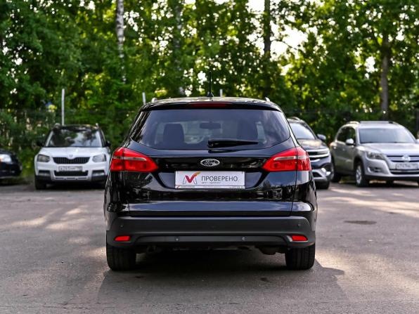 Ford Focus III Рестайлинг с пробегом 2017 года, цена 990 000 рублей, 176558 км, хэтчбек, Автокод Объявления