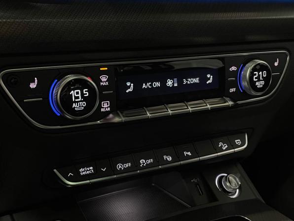 Audi Q5 II (FY) Рестайлинг с пробегом 2025 года, цена 5 870 000 рублей, 41 км, внедорожник, Автокод Объявления