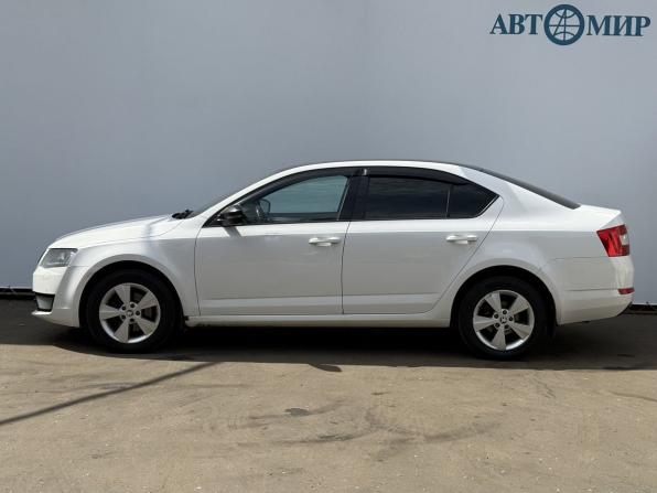 Skoda Octavia III (A7) с пробегом 2015 года, цена 1 050 000 рублей, 181170 км, лифтбек, Автокод Объявления