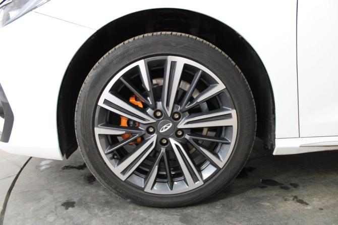 Chery Arrizo 8 с пробегом 2023 года, цена 2 157 000 рублей, 3195 км, седан, Автокод Объявления