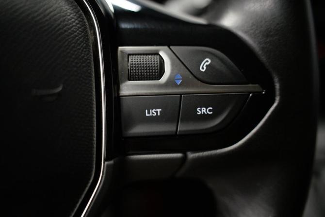 Peugeot Rifter I с пробегом 2020 года, цена 1 940 000 рублей, 108500 км, минивэн, Автокод Объявления