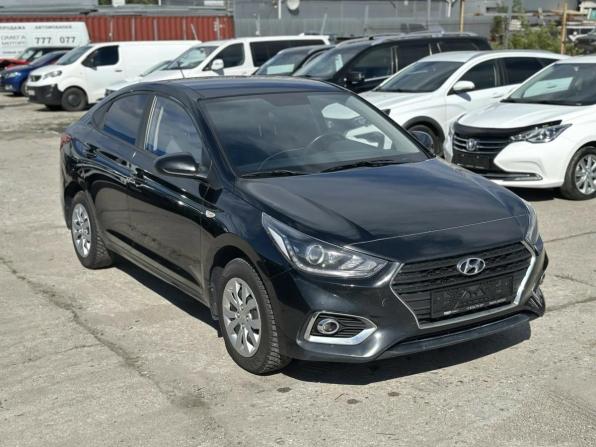 Hyundai Solaris II с пробегом 2018 года, цена 1 179 000 рублей, 136005 км, седан, Автокод Объявления
