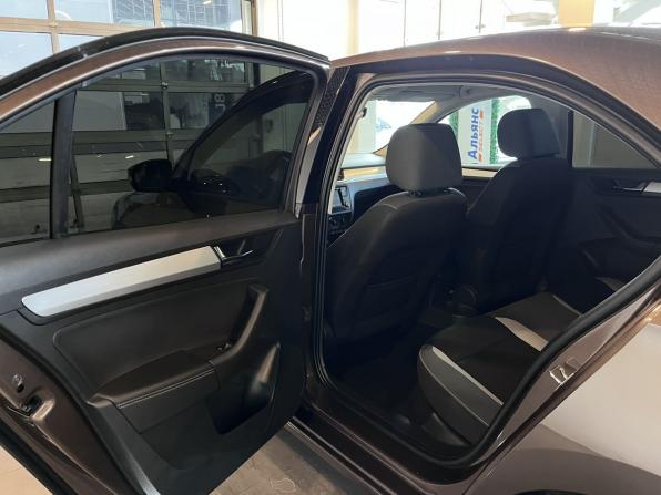 Skoda Rapid I Рестайлинг с пробегом 2019 года, цена 1 388 000 рублей, 113340 км, лифтбек, Автокод Объявления